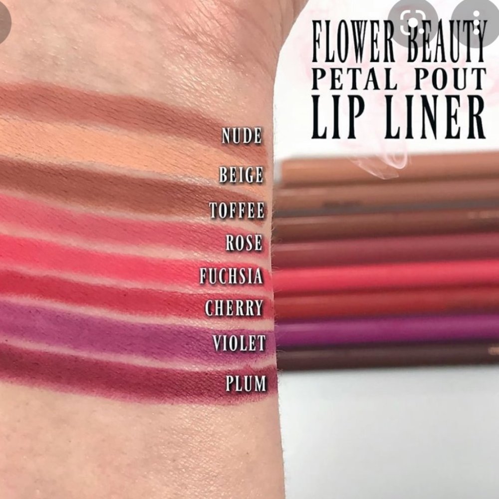 💐5/20$💐One Flower beauty lip liner in Plum New